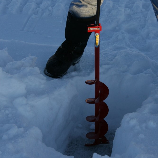 Carbon Monitoring in the East Branch of the Mackenzie River Delta
